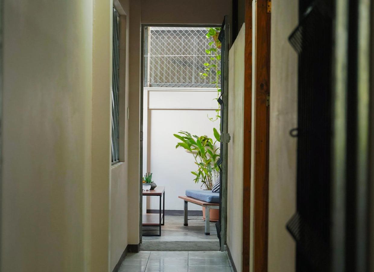 Apartamentos Y Studios Brisas Del Mar Santa Teresa Playa Santa Teresa  Екстер'єр фото