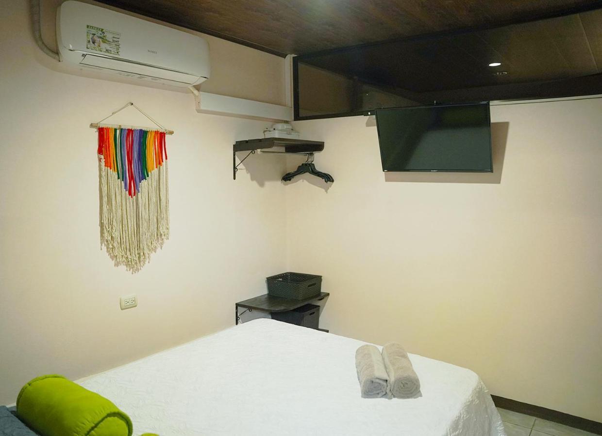 Apartamentos Y Studios Brisas Del Mar Santa Teresa Playa Santa Teresa  Екстер'єр фото